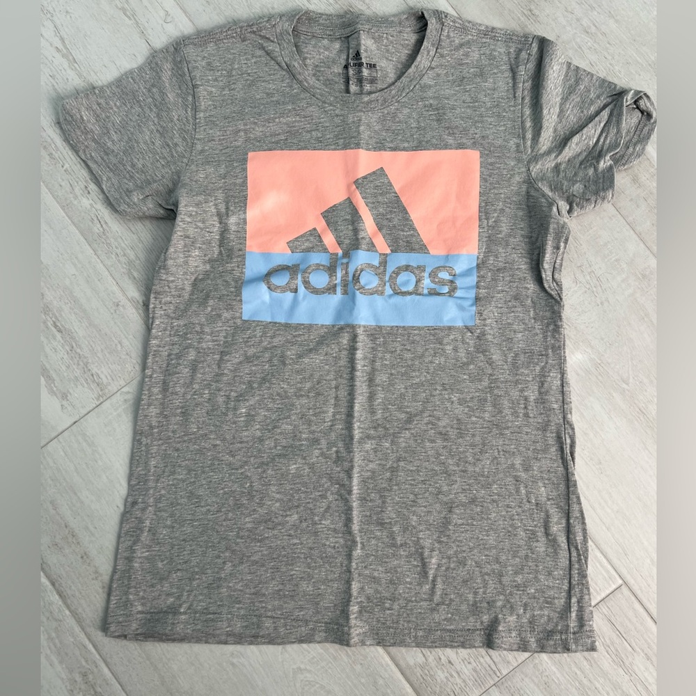 Adidas T Shirt